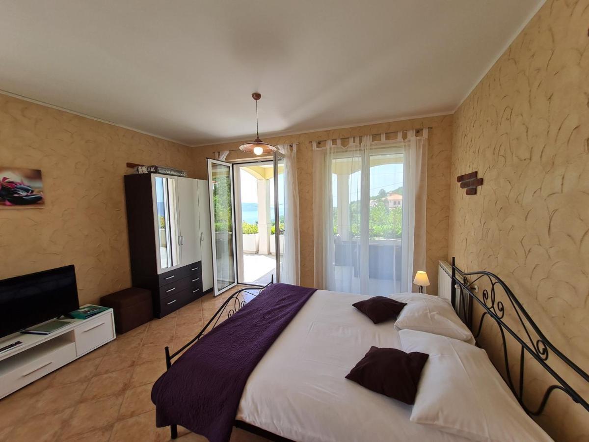 Mošćenička Draga Apartman En מראה חיצוני תמונה