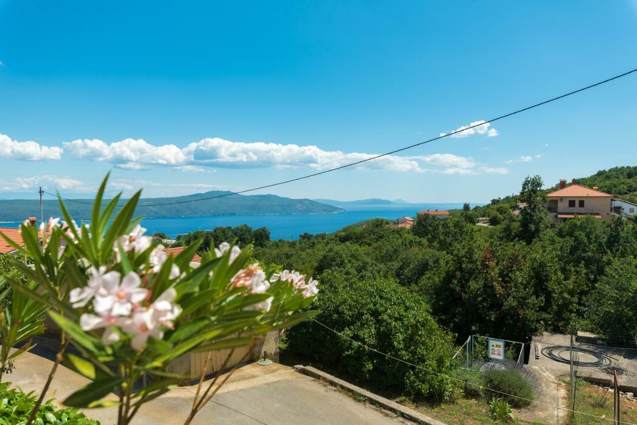 Mošćenička Draga Apartman En מראה חיצוני תמונה