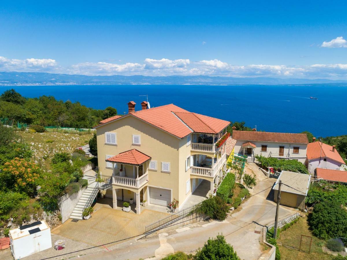 Mošćenička Draga Apartman En מראה חיצוני תמונה